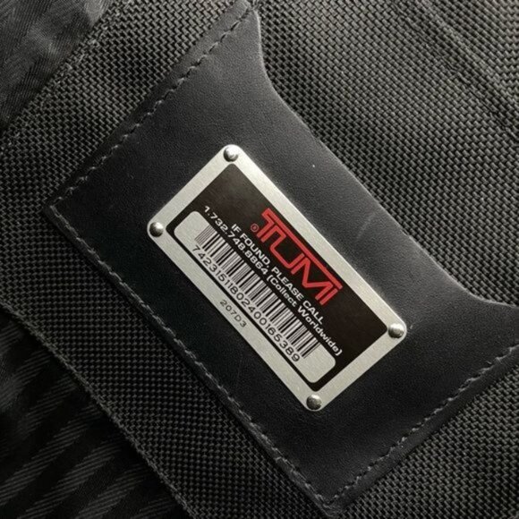 Tumi 207D3 Slim Black Nylon Ballistic Mini Laptop Ipad Computer Travel Bag - Picture 14 of 16